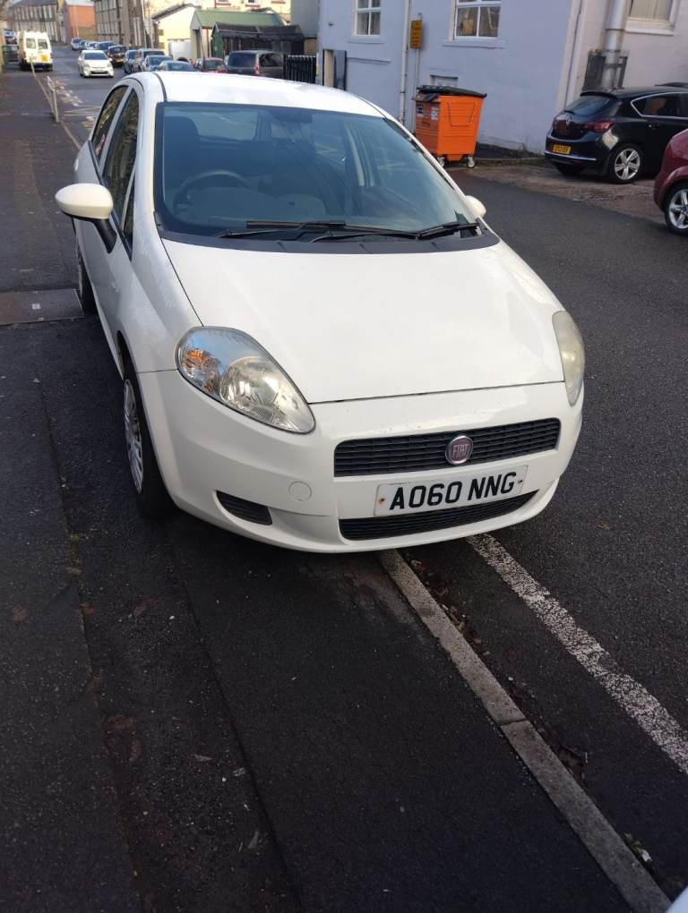 Fiat, GRANDE PUNTO, Hatchback, 2010, Manual, 1368 (cc), 5 doors