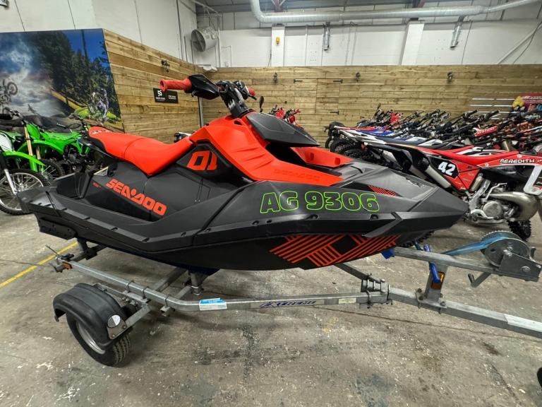 SEADOO SPARK TRIXX 2021 90 HP ROTAX JET SKI LOW HOURS 
