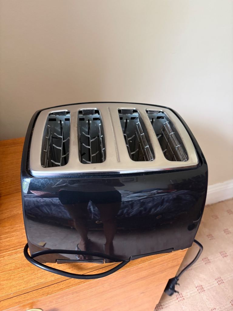 Russell Hobbs 4 slice toaster