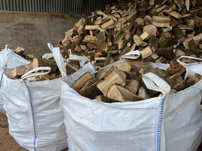 Firewood 🔥 Seasoned ~ mixed hard and softwood