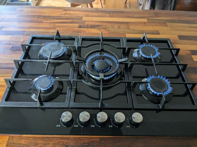 Cookology 5 Ring Gas Hob in Black (plug and play)