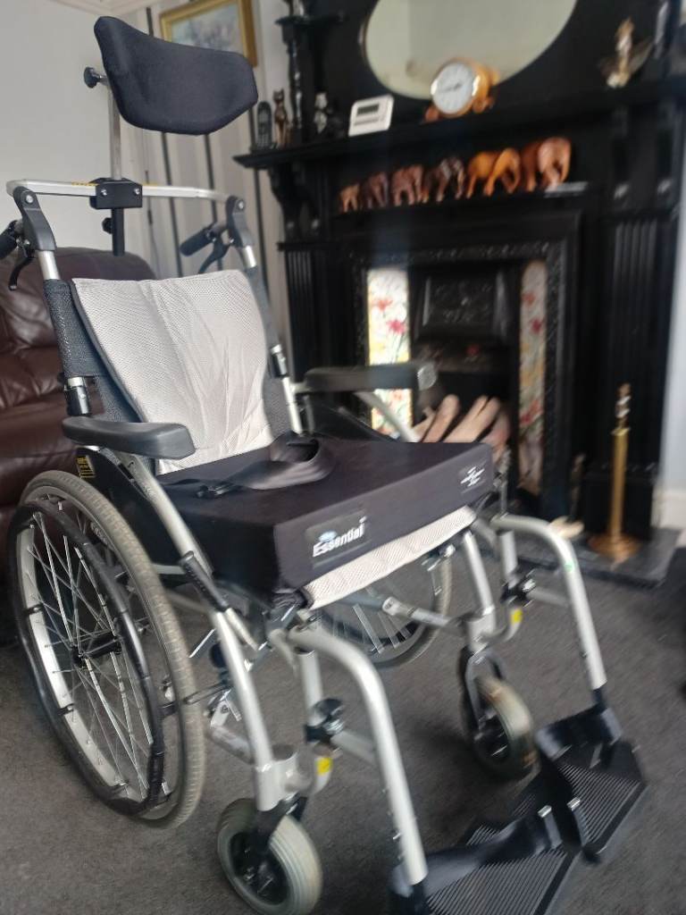 Karma Lightweight Self Propelled Folding Wheelchair as new cost £750