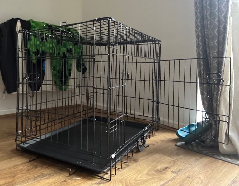Dog Crate for home and travel 