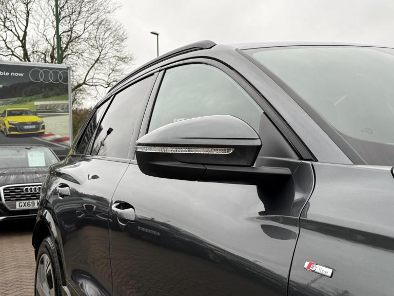 2025 Audi Q6 e-tron 285kW Quattro 100kWh S Line 5dr Auto ESTATE ELECTRIC Automatic