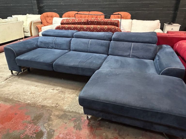 DONT MISS OUT BARGAIN WITH DELIVERY LARGE CORNER SOFA & SOFA BED FABRIC & ADJ HEADREST & STORAGE 