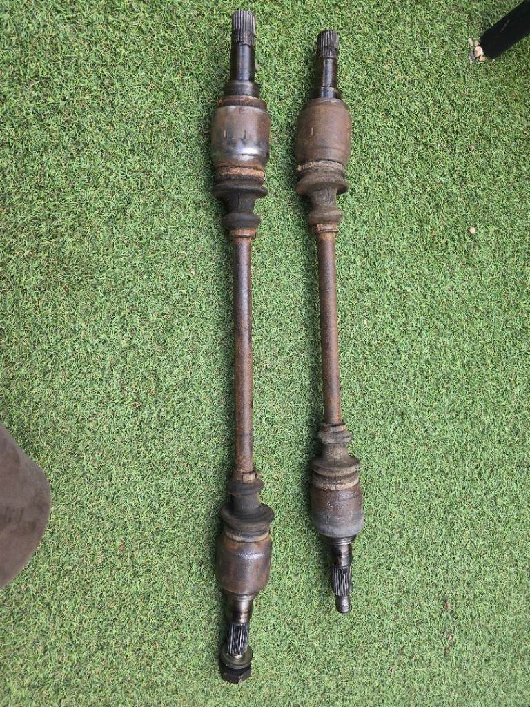 Ford Sierra push fit rear drive shafts 