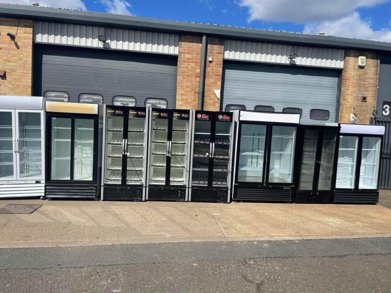 Commercial upright double door drink fridge display cafe shop restaurant takeaway supermarket 