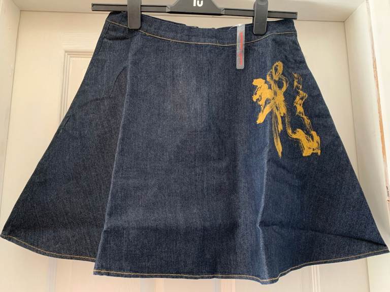 New Francesco Donni Ladies Size Small Dark Denim Skater Skirt IP1