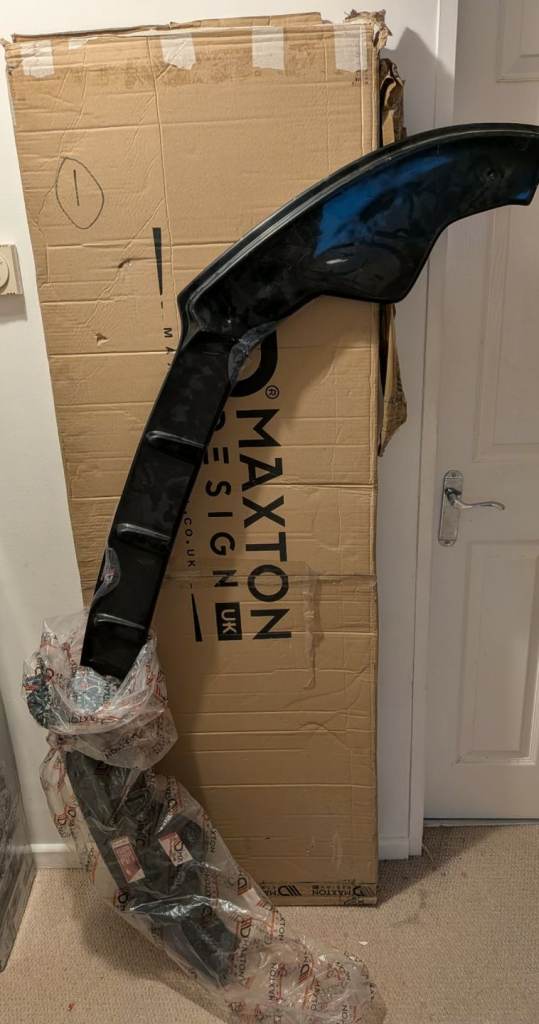 Front splitter for Audi a4