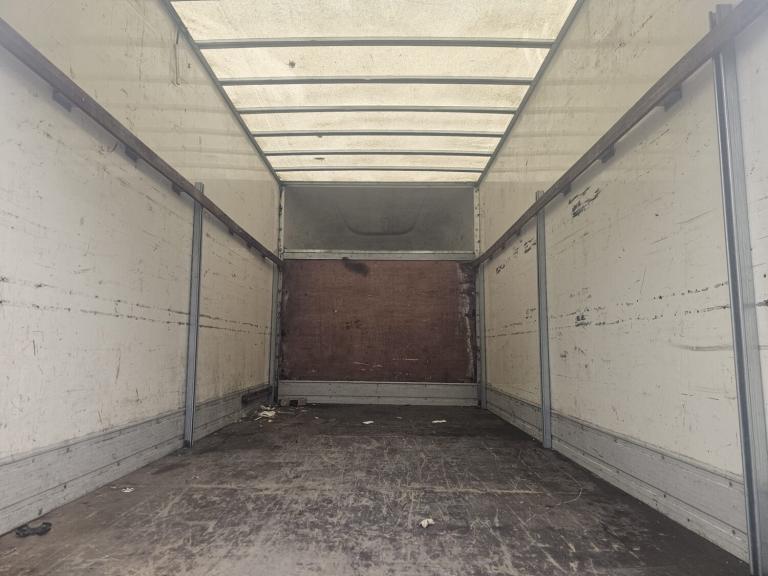 VOLKSWAGEN CRAFTER 2.0 TDI LUTON TAIL LIFT NEW CLUTCH FLY WHEEL &amp; CAMBELT NO VAT