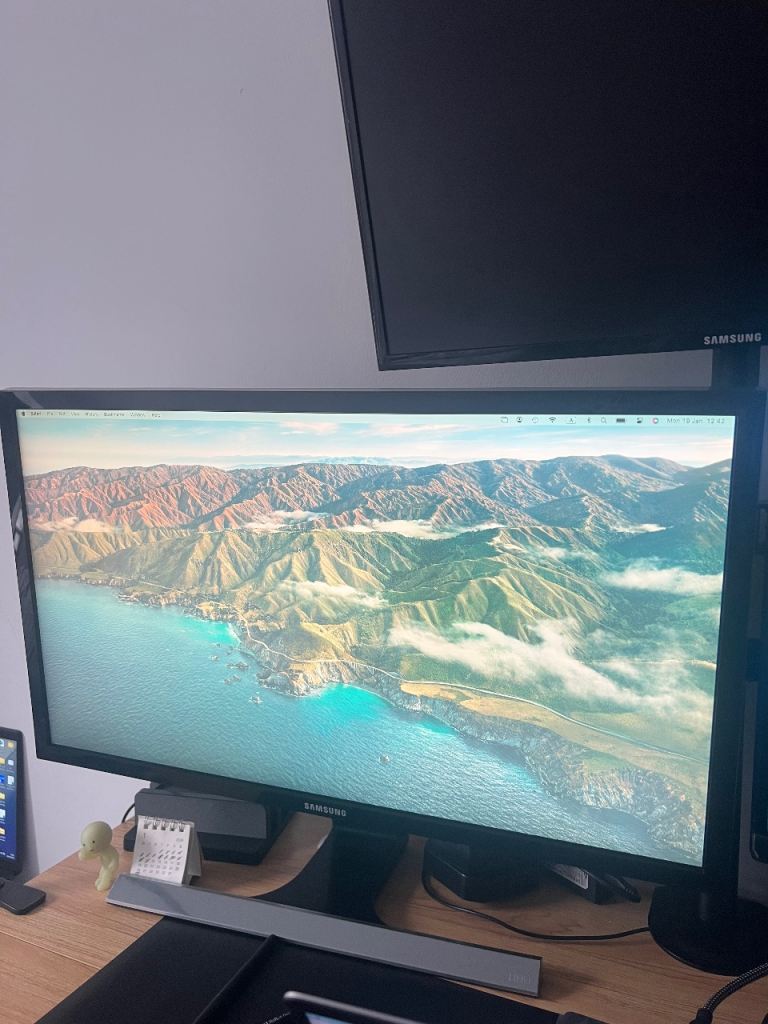 Monitor Samsung 28” 4K UHD