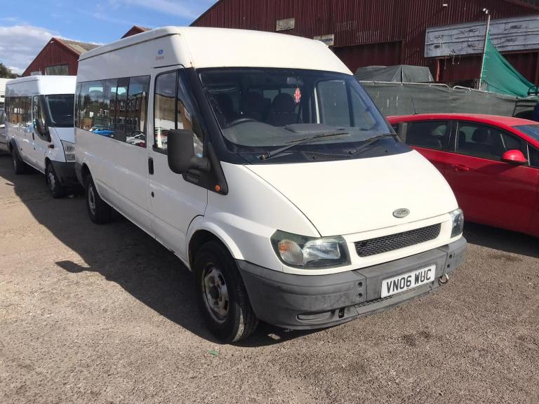 2006 Ford Transit Medium Roof 15 Seater TDi 115ps MINIBUS DIESEL Manual