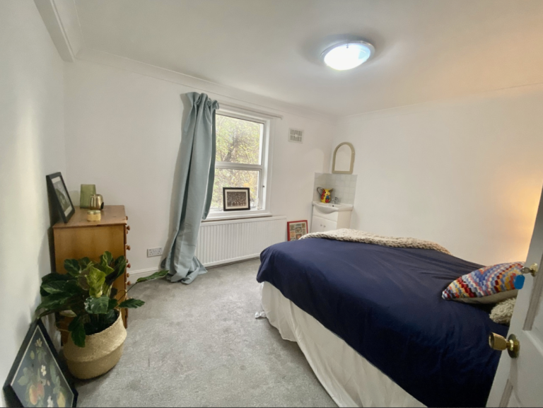 Double room with sing for rent Zone 2 Kilburn Park