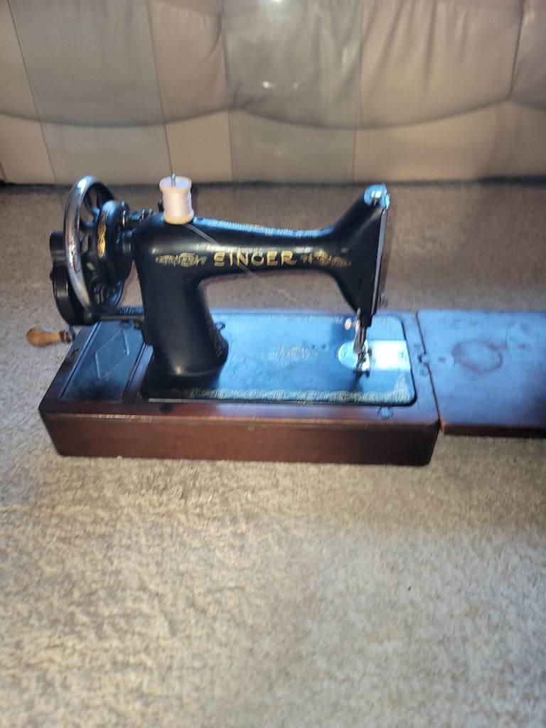 Singer sewing machine