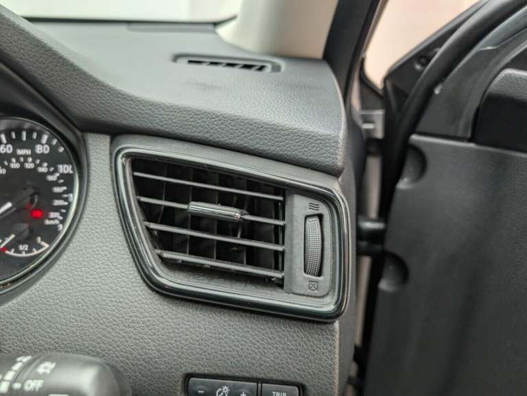 2017 Nissan X-Trail 2.0 dCi Tekna SUV 5dr Diesel Manual 4WD Euro 6 (s/s) (177 ps) HEATED FRONT  E...