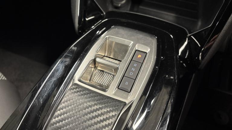 2025 Peugeot 2008 50kWh Allure SUV 5dr Electric Auto (7kW Charger) (136 ps) SUV Electric Automatic