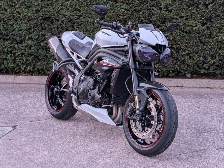 TRIUMPH SPEED TRIPLE 1050 RS - 2019 19 