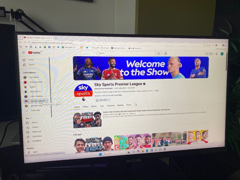 REDUCED Samsung 28inch computer monitor