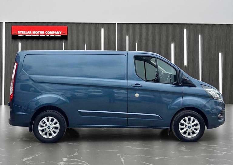 2018 Ford Transit Custom 2.0 EcoBlue 130ps Low Roof Limited Van PANEL VAN DIESEL Manual