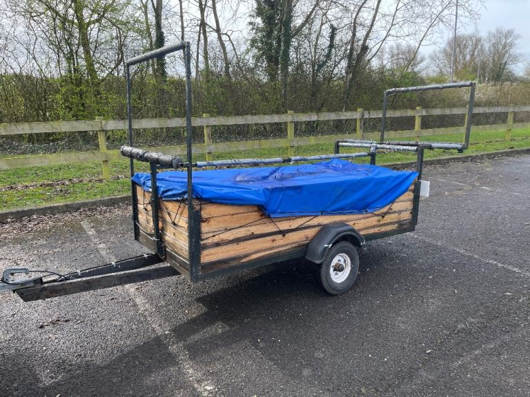 Multi purpose canoe trailer 