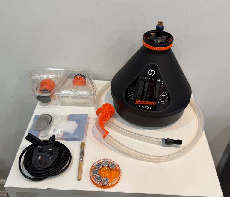 Storz & Bickle Volcano Hybrid Onyx Edition - Convection Desktop Vaporiser - Balloon & Whip