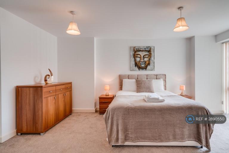 1 bedroom flat in Sherborne Street, Birmingham, B16 (1 bed) (#2890550)