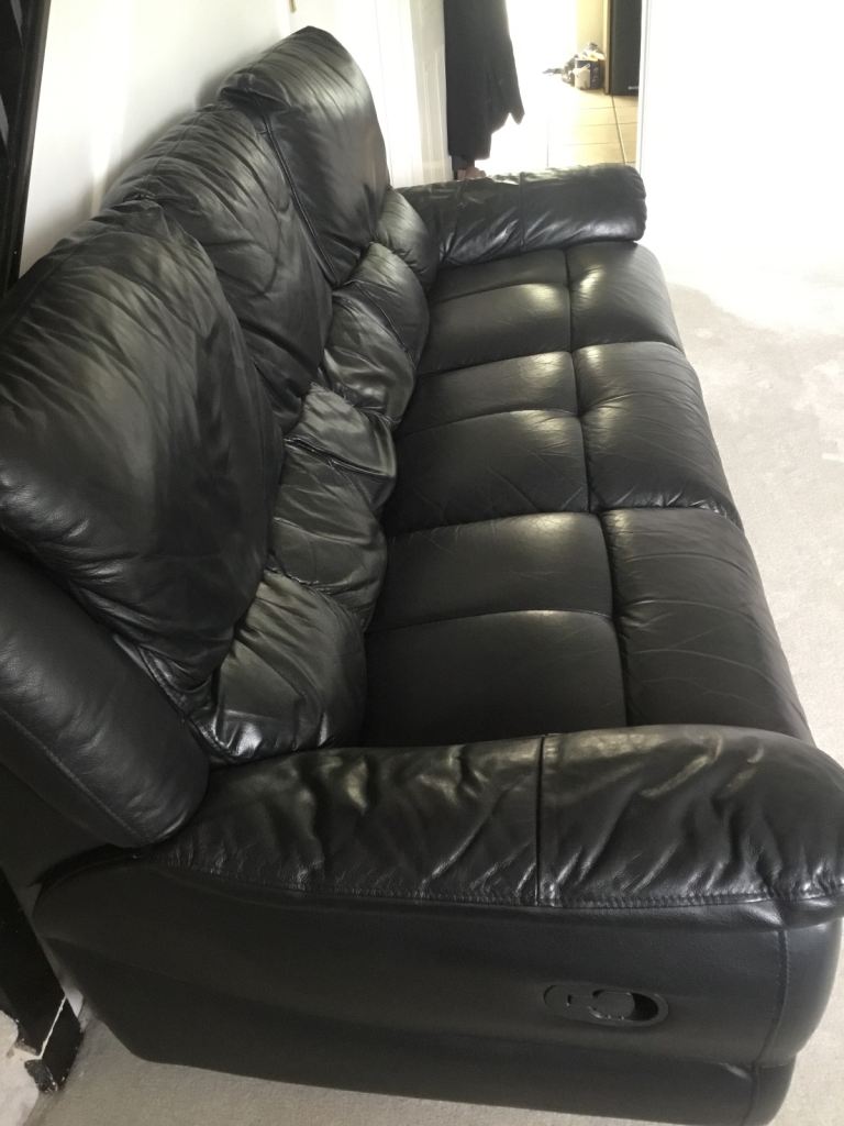 Black Three Seater Leather Recliner Sofa 