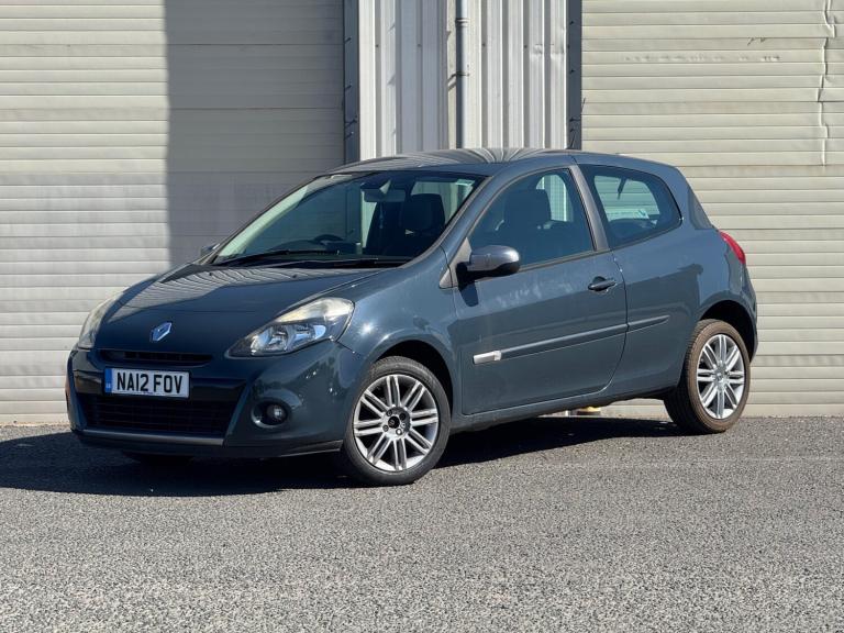 2012 Renault Clio Dynamique TomTom 1.2 Petrol Manual Hatchback - ONLY 50K MILES 