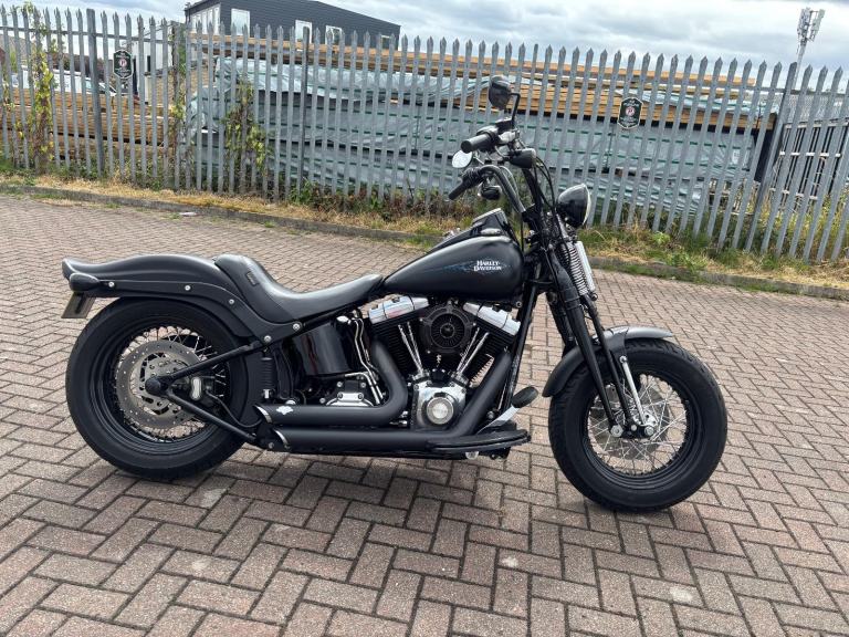 Harley-Davidson FLSTSB