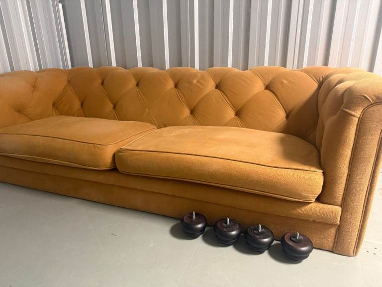Majestic, if a little worn, 3-seater