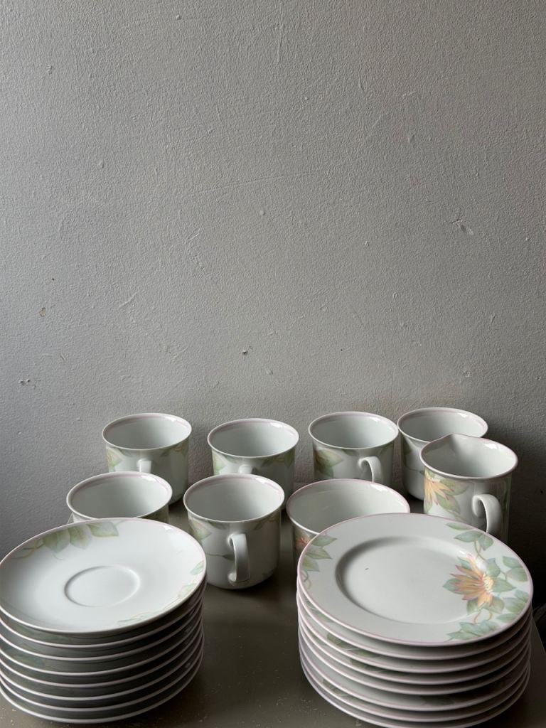 Denby Pastels Tea Set Bundle – Mixed Plate Designs