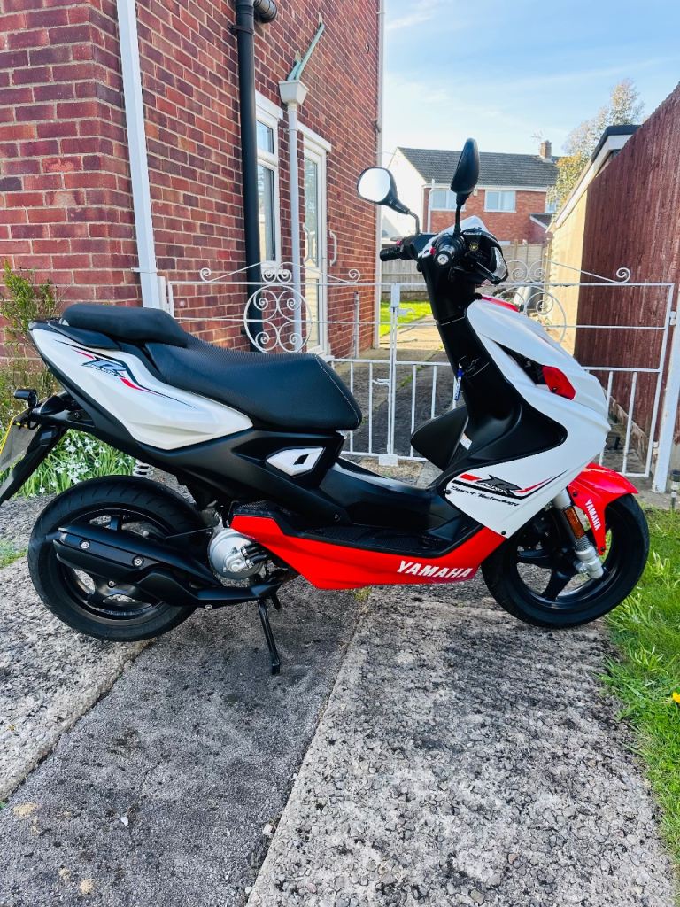 Yamaha Aerox R 2T 50cc 267Miles