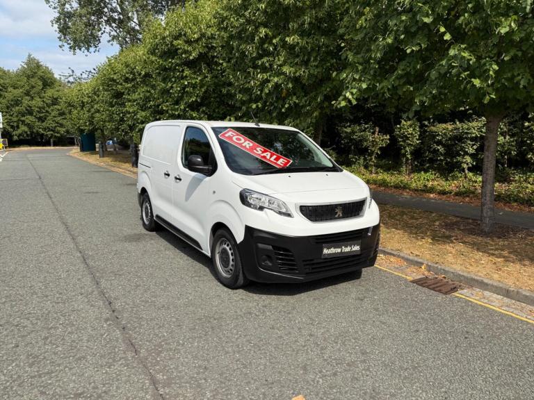2022 Peugeot Expert 1.5 BlueHDi 1000 Professional Premium Standard Panel Van MWB Euro 6 (s/s) 6 P...