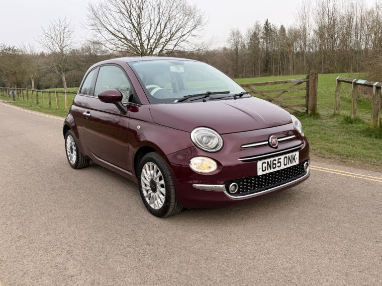 2015 Fiat 500 1.2 Lounge Facelift model   12 months mot. £20 a year tax  cheap to run 