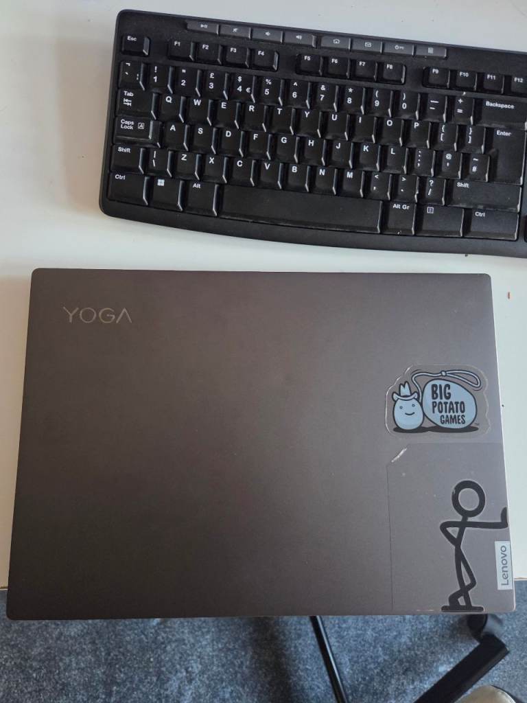 Yoga Slimp 7i Pro £650 or swap for Tab S11 Ultra