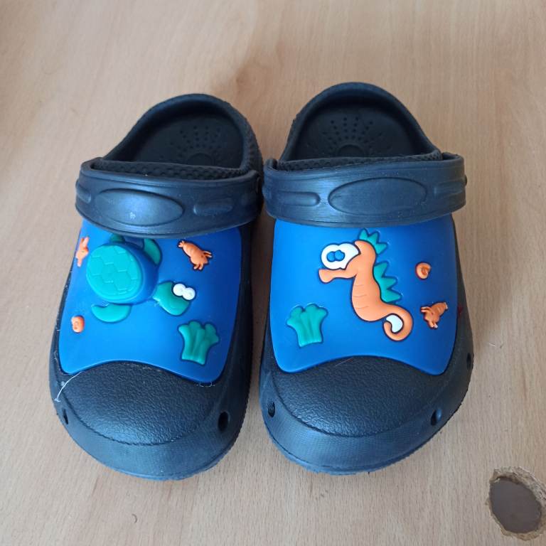 Lupilu childrens crocs slipper size UK 9 , EU 27 blue