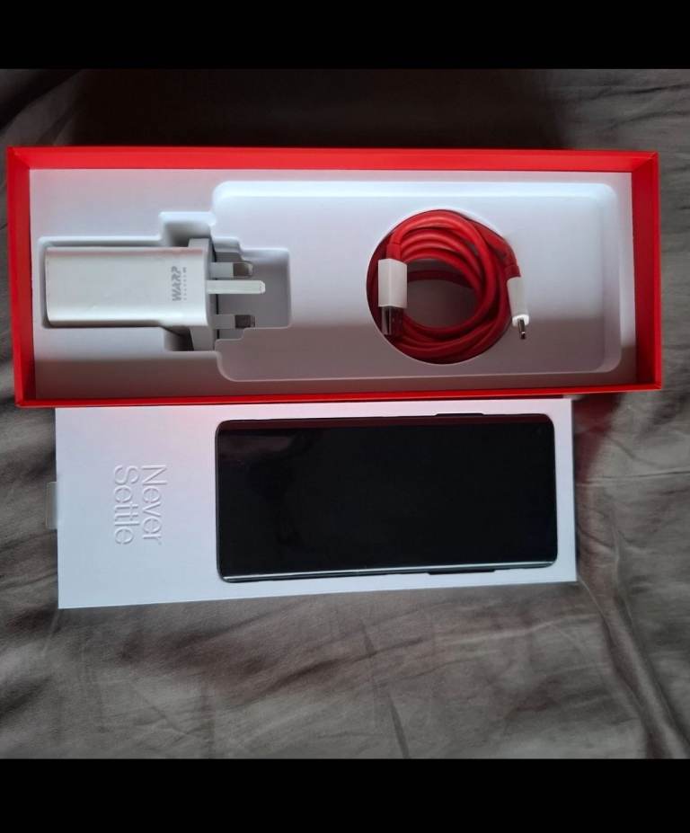 OnePlus 8 unlocked mint condition 