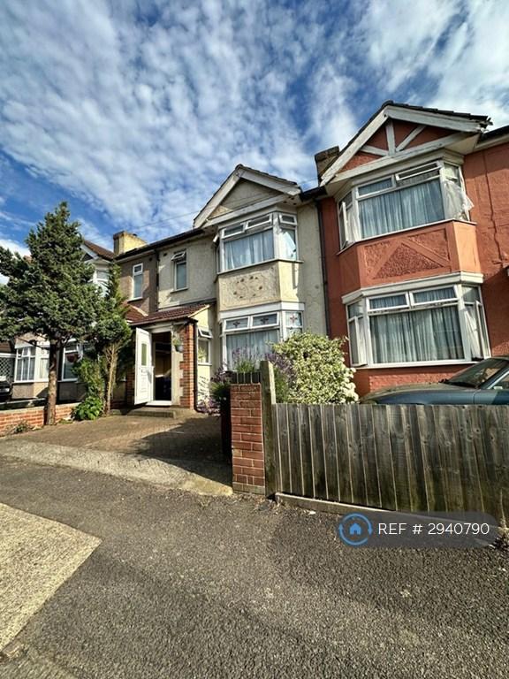 4 bedroom house in Surrey Road, Dagenham, RM10 (4 bed) (#2940790)