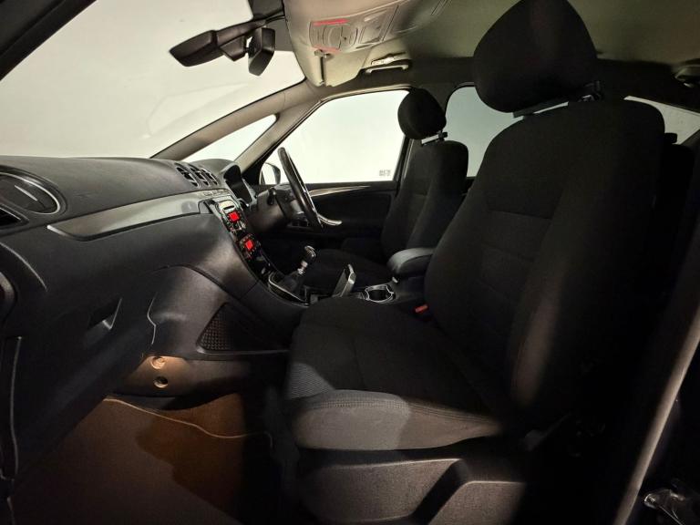 2014 FORD S-MAX TITANIUM 2.0 DIESEL TDCI 7 SEATER MPV 1 PREVIOUS OWNER 140 BHP