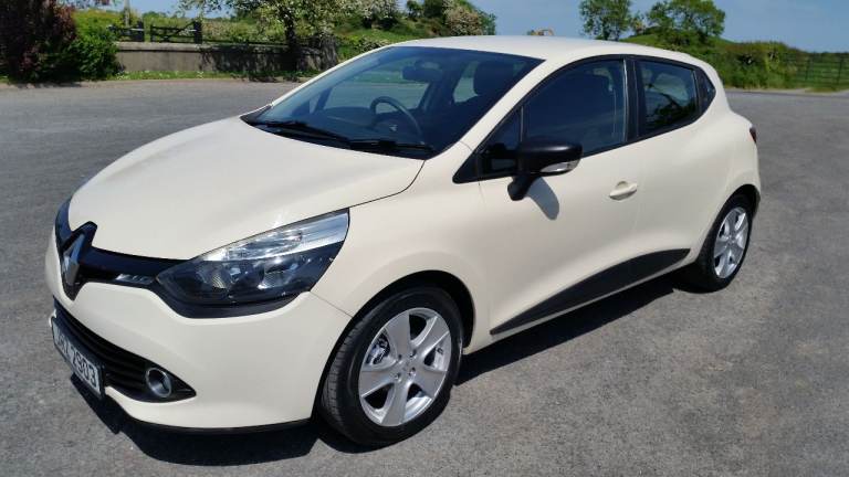 *!*STUNNING*!* 2015 Renault Clio 1.2 Exp+ *MOT 2 APRIL 2027* TIMING BELT CHANGED @ 102K JUST VALETED