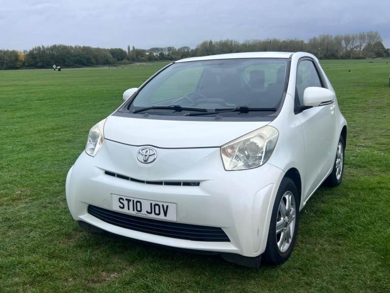 Toyota, IQ, Hatchback, 2010, Manual, 998 (cc), 3 doors