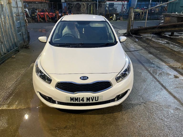 Kia, CEED, Hatchback, 2014, Manual, 1396 (cc), 5 doors