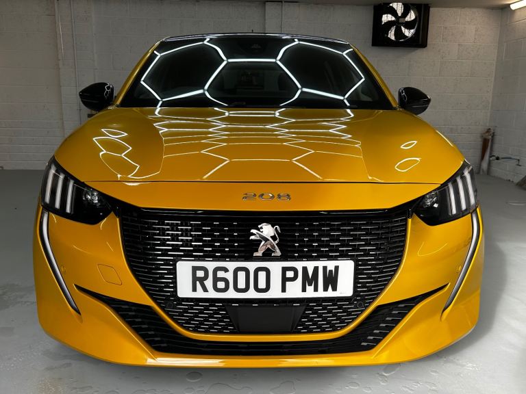 Peugeot, 208, Hatchback, 2022, Semi-Auto, 1199 (cc), 5 doors