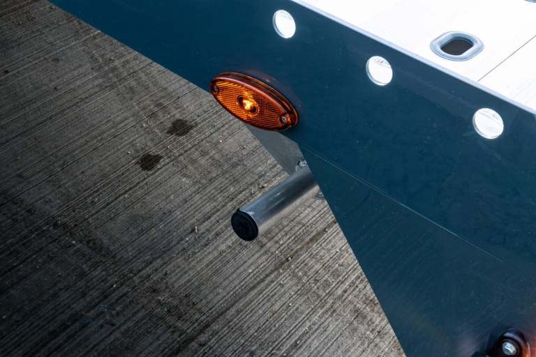 ALUMINIUM RECOVERY TRUCK BODY AMS E-BODY BEAVERTAIL CAR TRANSPORTER