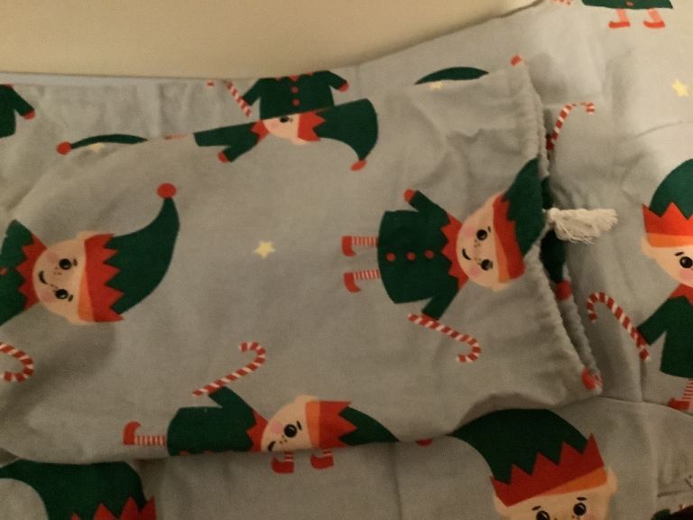 CHRISTMAS ELF DOUBLE DUVET SET IN NECKTIE ELF BAG