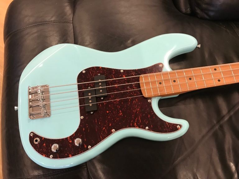 Fazley Sunset Series Piranha 4 Sky Blue Electric Bass Guitar with Gig Bag, new!