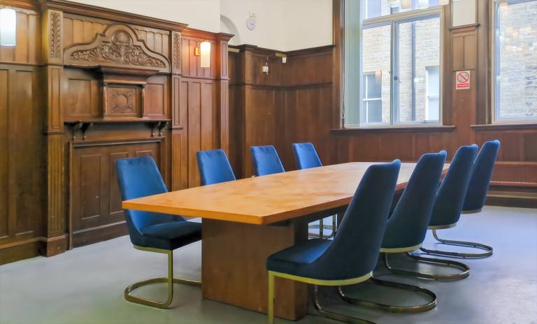 Huddersfield - HD1 1LN \ Coworking Space with Flexible Desk Access