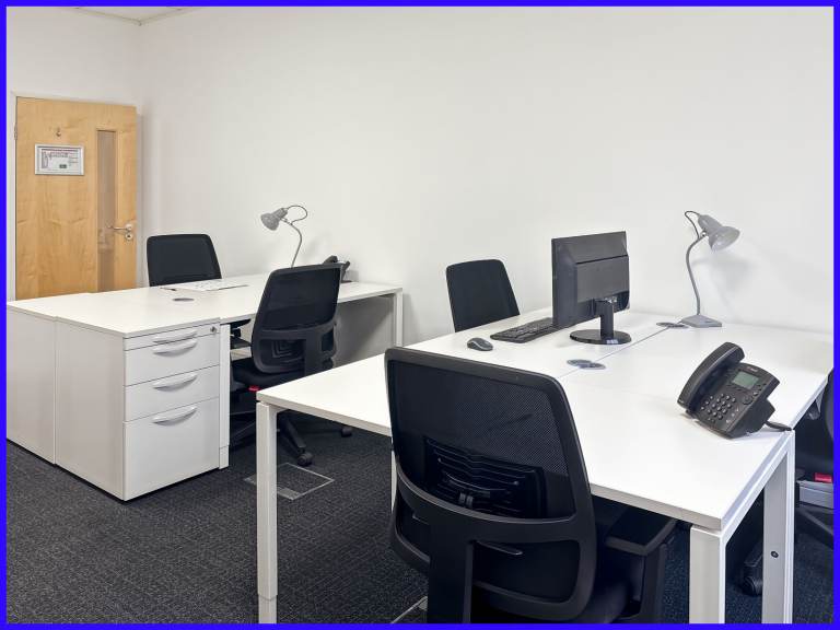 London - TW9 1BN, Find office space in Regus Spencer House for 5 people