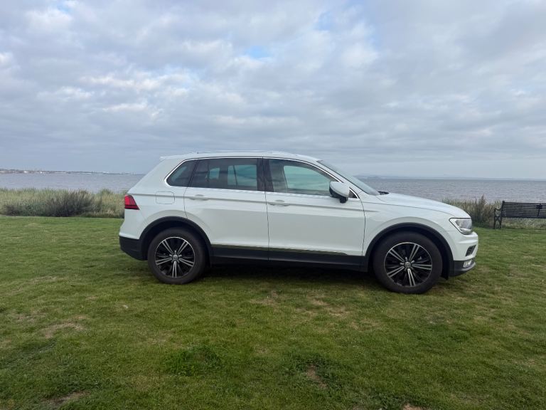 Volkswagen, TIGUAN, Estate, 2017, Manual, 1968 (cc), 5 doors