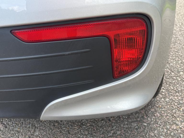 KIA RIO 1.3 1 Air 2016